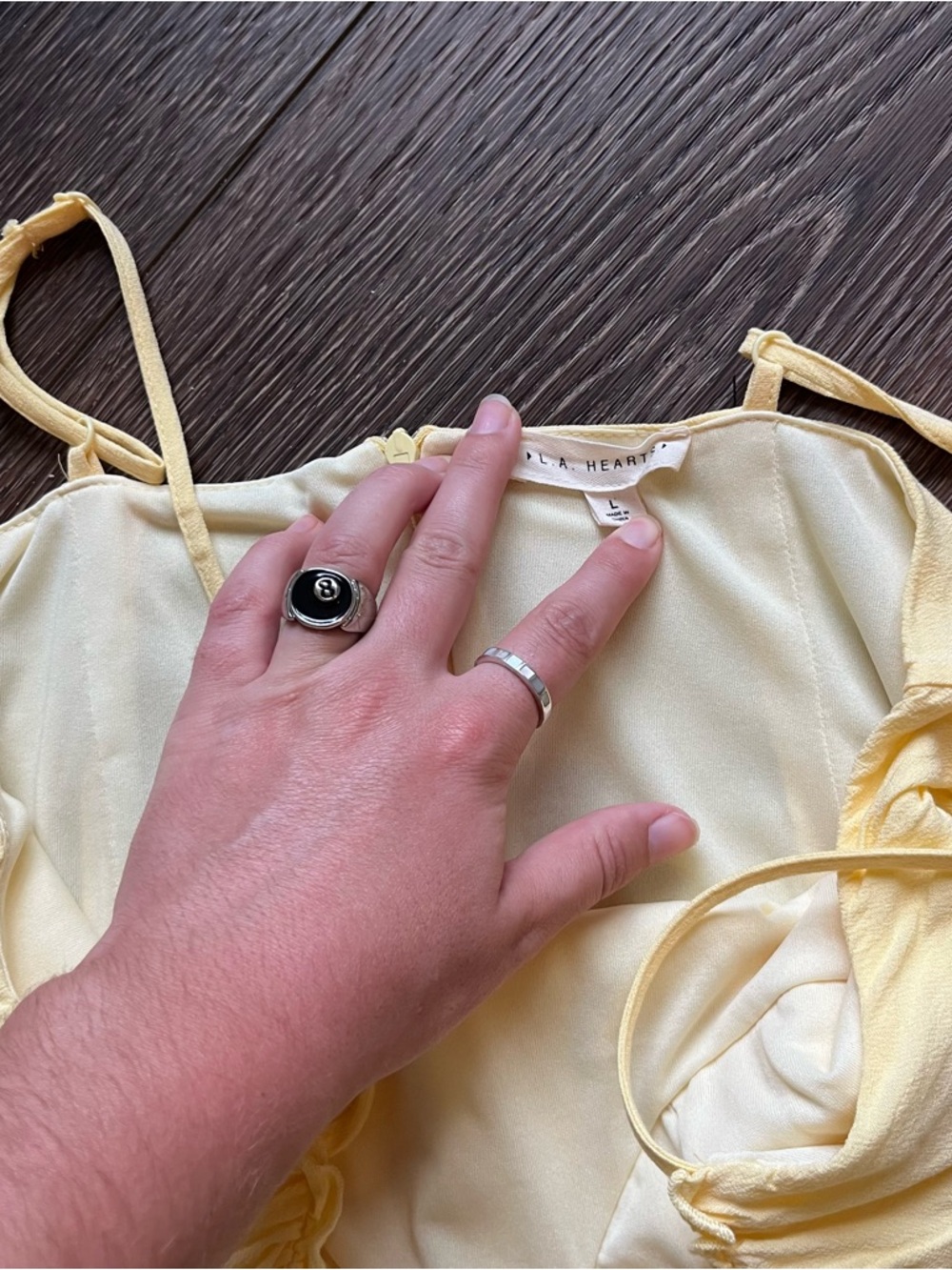 Butter yellow mini dress - Picture 5 of 5